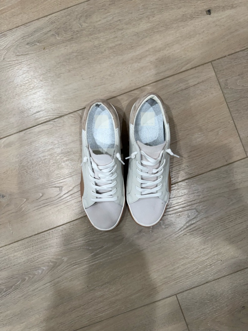 Dolce Vita White Sneakers with Metallic Gold Heel and Gum Sole - Picture 2 of 3